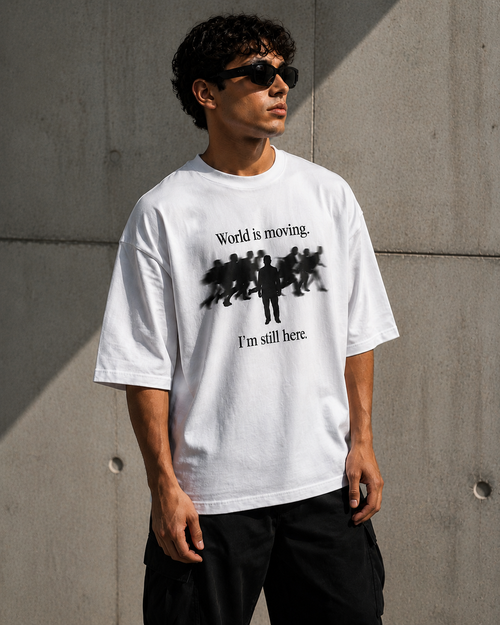 I'm still here T-shirt -